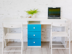 Стол письменный двухместный В 5 голубой в Лянторе - lyantor.magazinmebel.ru | фото